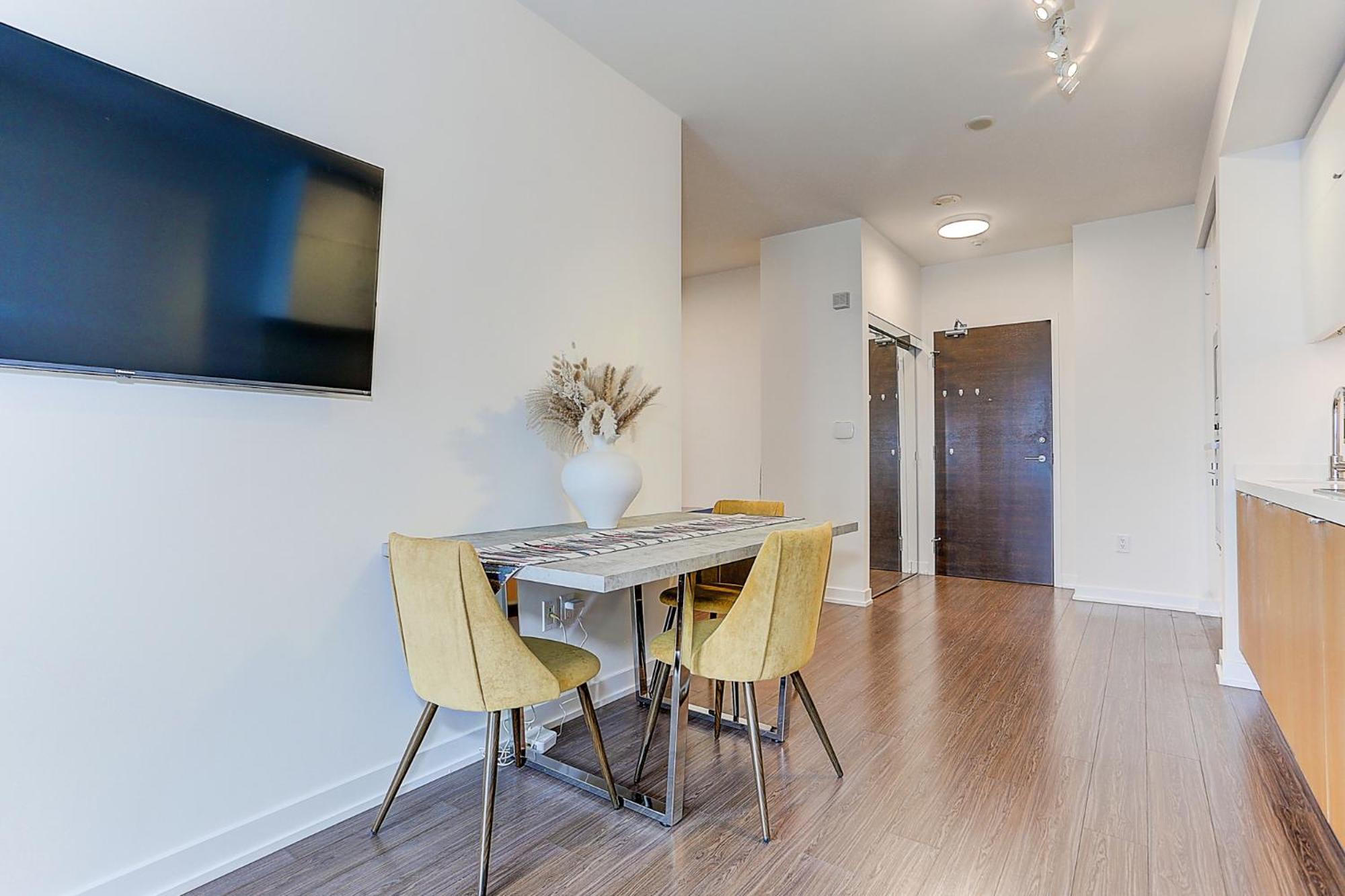 Lakeview Apartments Downtown トロント エクステリア 写真