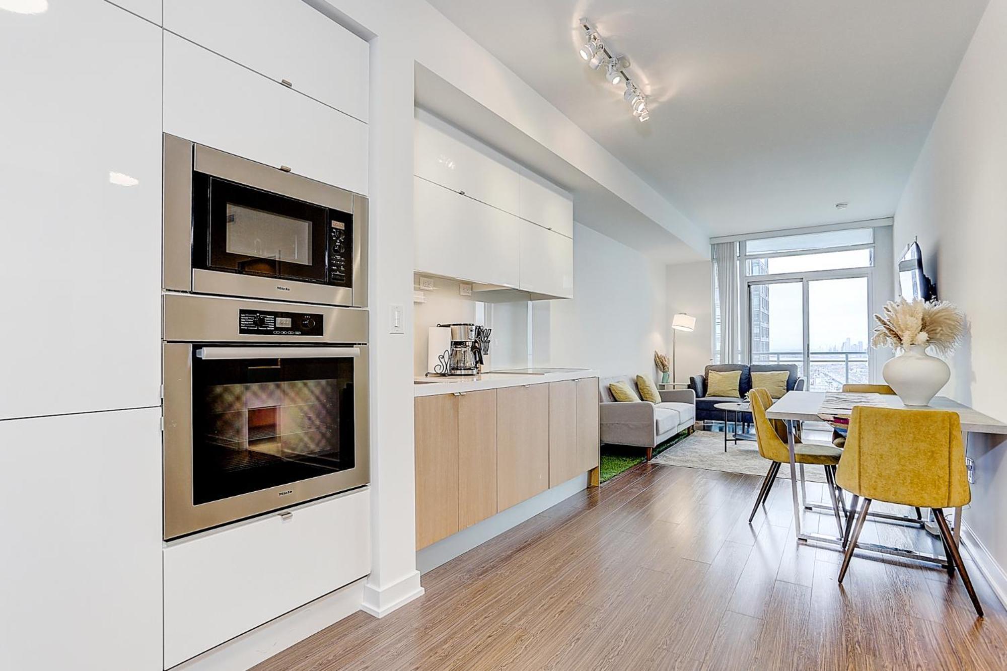 Lakeview Apartments Downtown トロント エクステリア 写真
