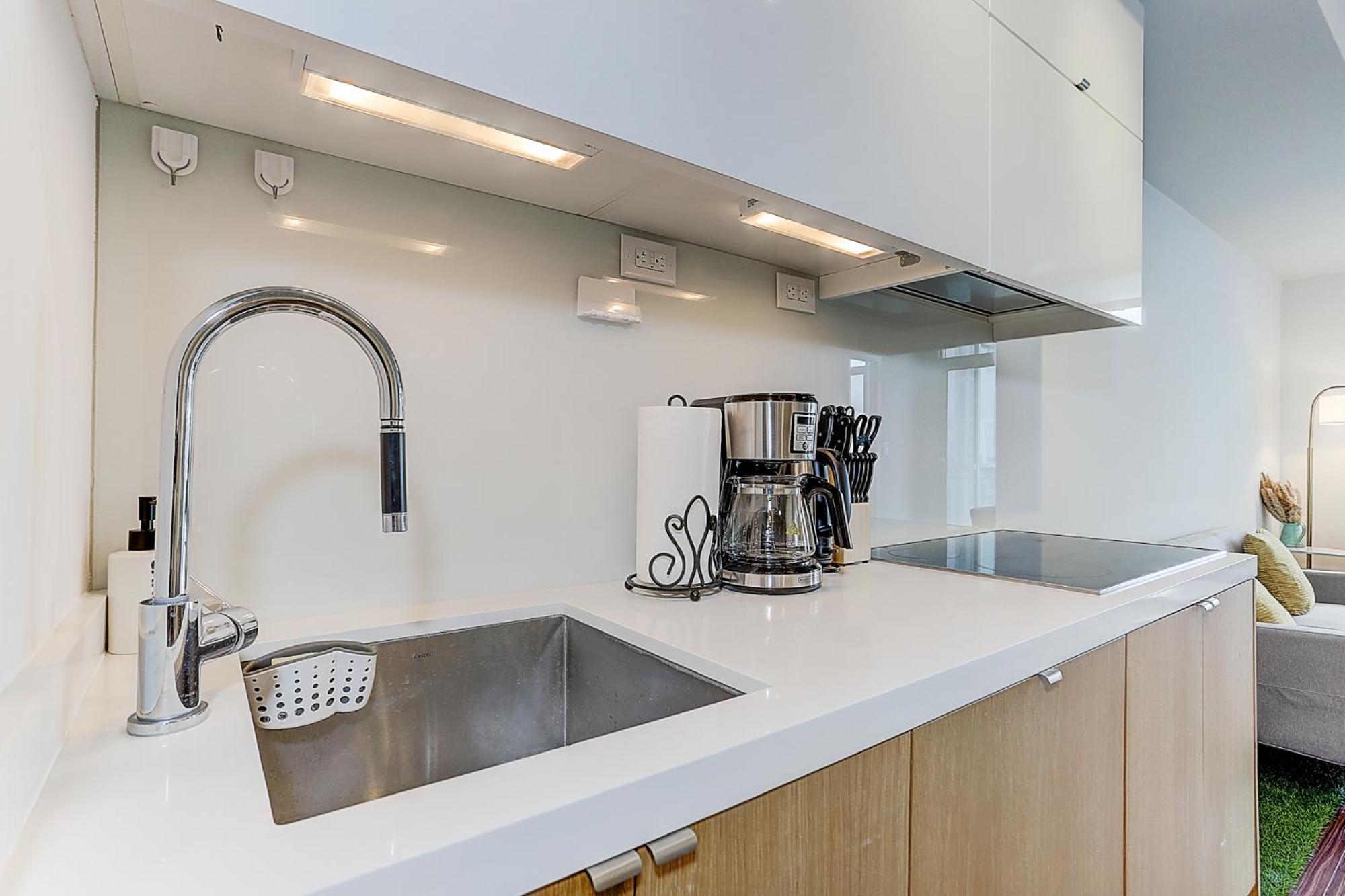Lakeview Apartments Downtown トロント エクステリア 写真